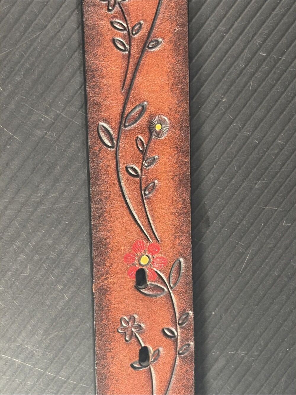 Brighton Leather Belt Womens Small 28 Brown Embossed Flower Heart Buckle Western - Picture 6 of 16